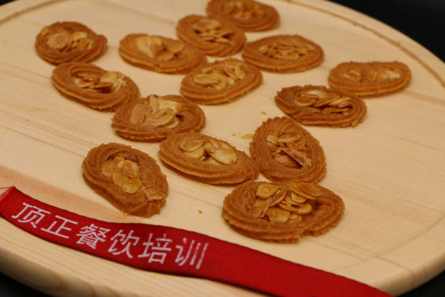 深圳小饼干培训
